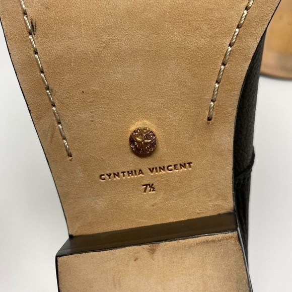 Cynthia Vincent Leather Ankle Boots Black SZ 7.5 - Picture 7 of 8